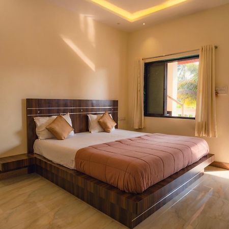 The Beach Hive Resort Kashid Exterior photo