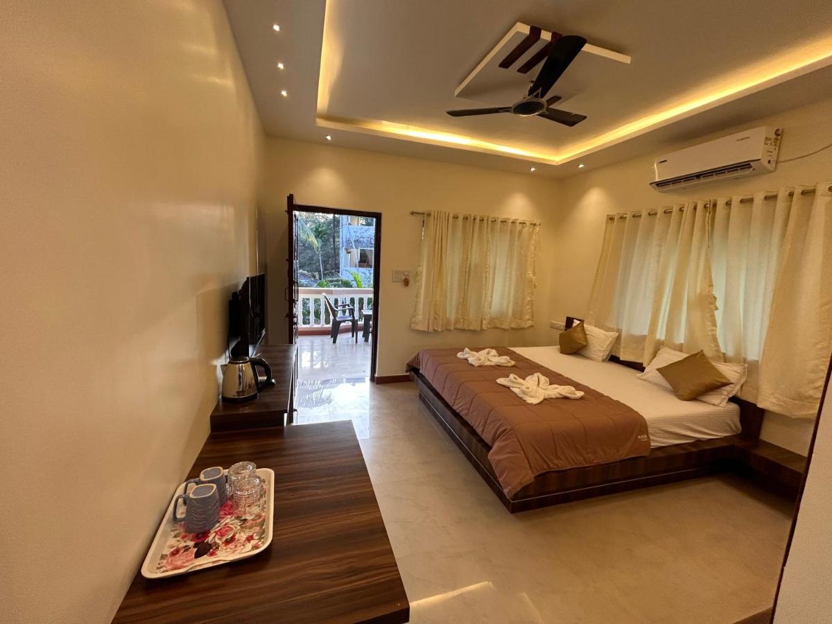 The Beach Hive Resort Kashid Exterior photo